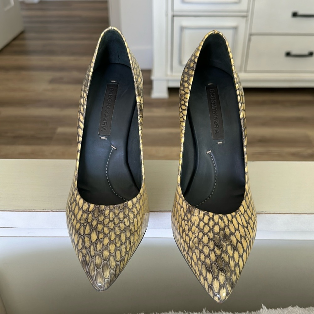 BCBGMAXAZRIA heels